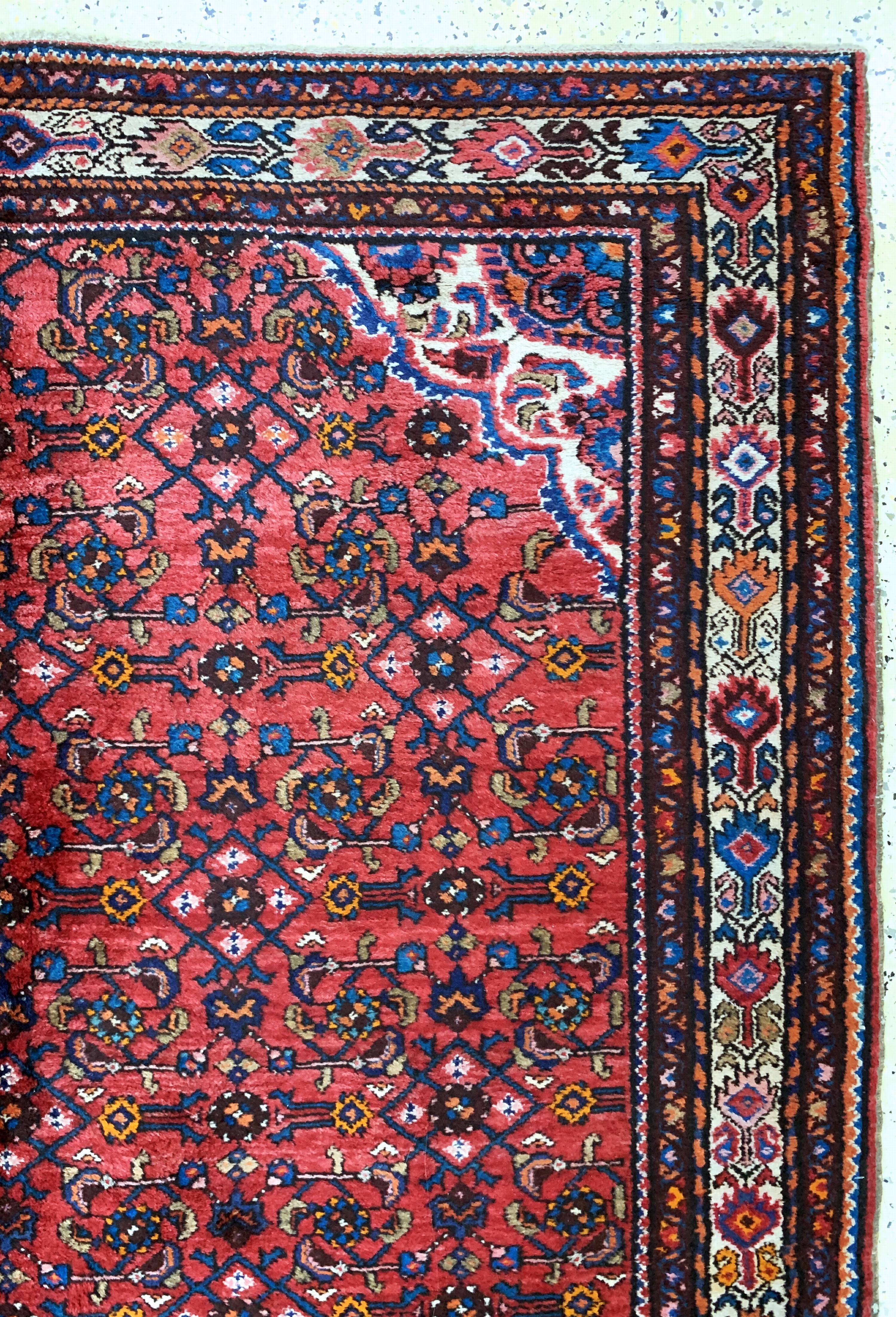 Detail f: Hosseinabad, Persien, Mitte 20.Jhd, Wolle auf Baumwolle, ca. 395 x 165 cm, EHZ: 3(kleine Restaurierung)