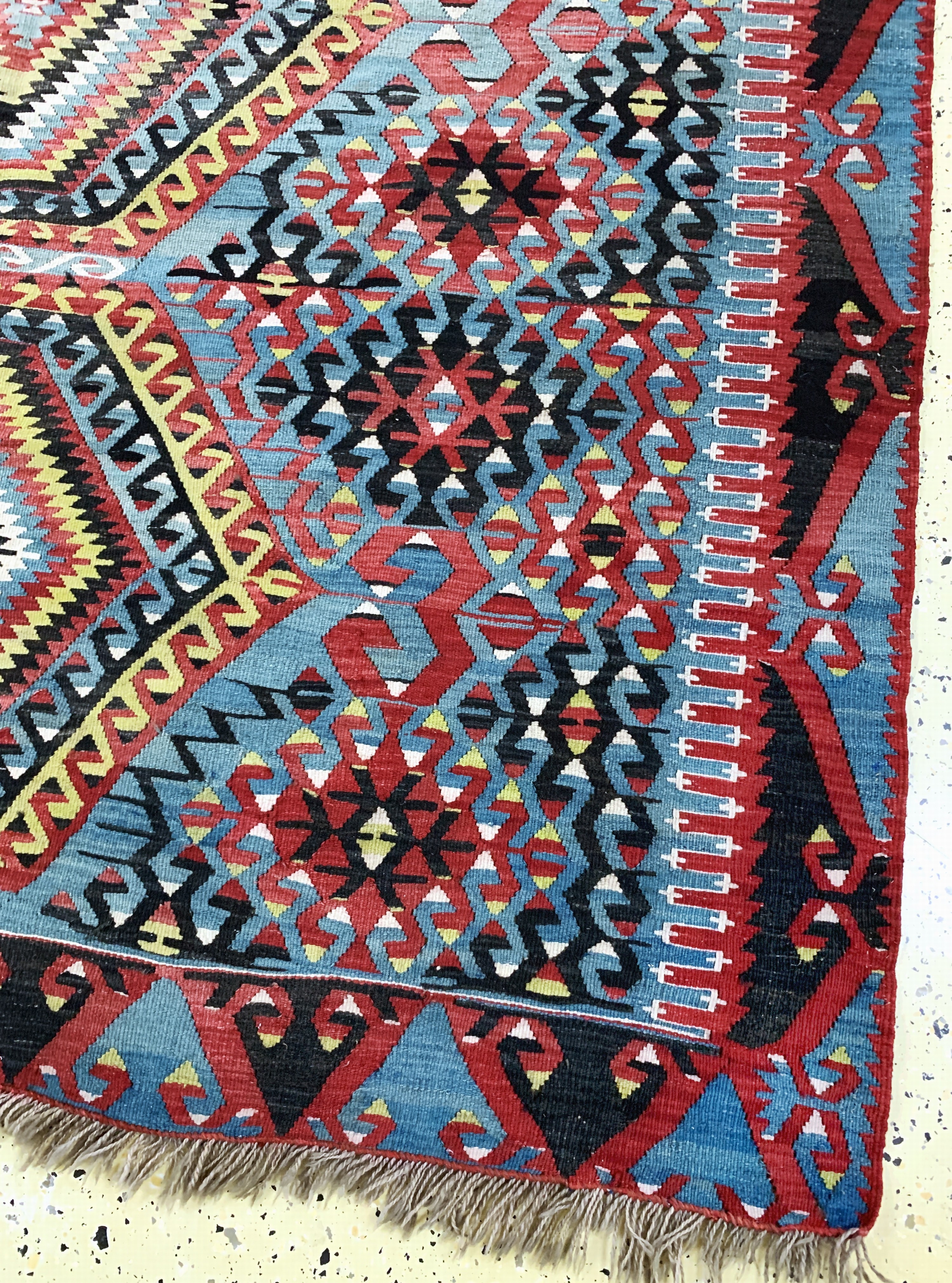 Detail a: Anatol Kelim, Türkei, Anfang 20.Jhd, Wolle auf Wolle, ca. 350 x 190 cm, EHZ: 2