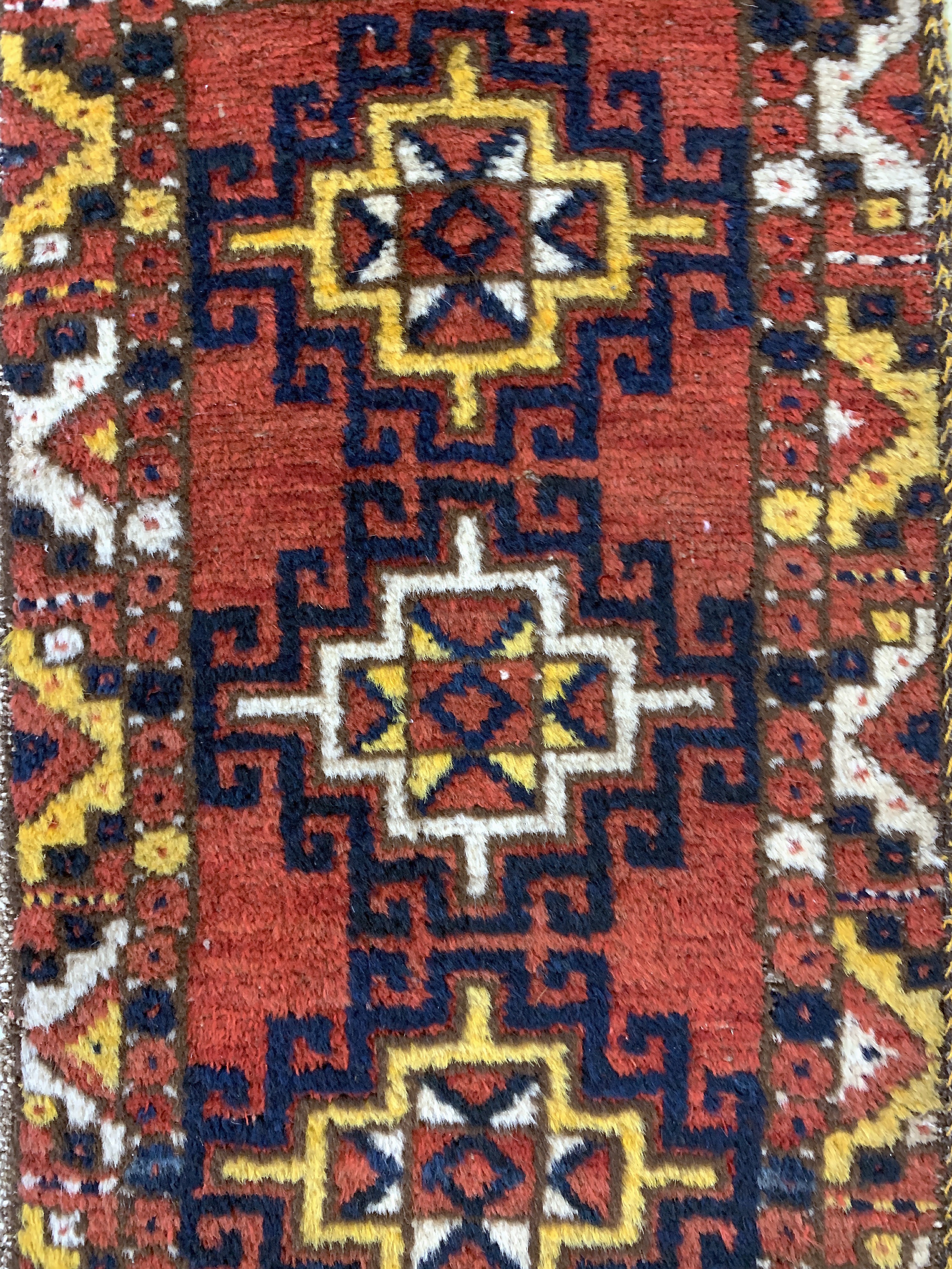 Detail b: Karakalpak"Napramatsch"antik, Kirgisistan, um 1900, Wolle auf Wolle, ca. 116 x 42 cm, EHZ: 2
