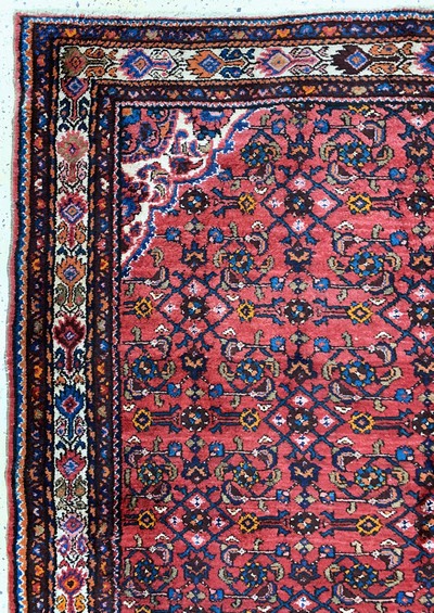 27126565e - Hosseinabad, Persien, Mitte 20.Jhd, Wolle auf Baumwolle, ca. 395 x 165 cm, EHZ: ...