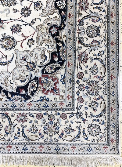 27126583a - Nain fein(6 La), Persien, Mitte 20.Jhd, Korkwolle mit Seide, ca. 365 x 255 cm, ca. ...