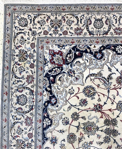 27126583h - Nain fein(6 La), Persien, Mitte 20.Jhd, Korkwolle mit Seide, ca. 365 x 255 cm, ca. ...