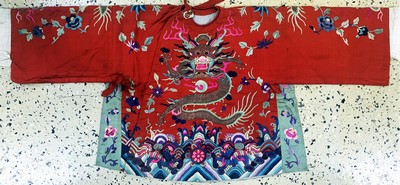 Image Antique silk#´dragon#´robe, China, 19th century, silk metal embroidery, with dragon ...
