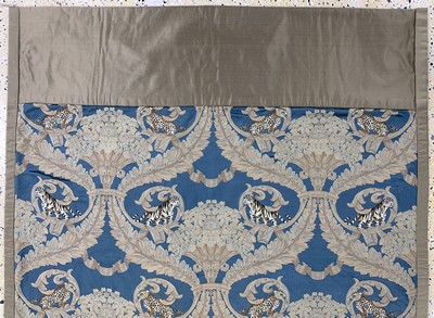 27126588a - Silk embroidery, China, late 20th century, silk, approx. 310 x 127 cm, in need of ...