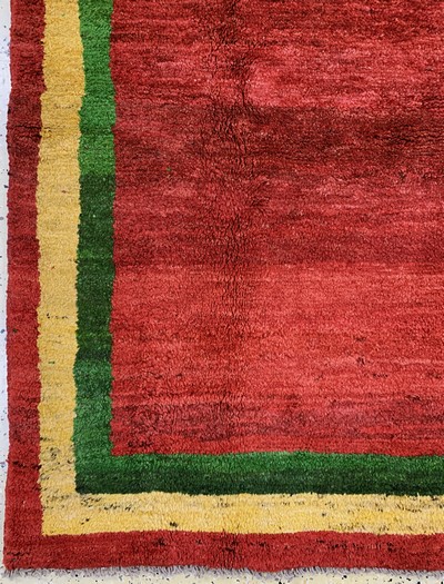 27126983b - Gabbeh, Persien, Mitte 20.Jhd., Wolle auf Wolle, ca. 205 x 200 cm, EHZ: 2 Schätzpreis: ...