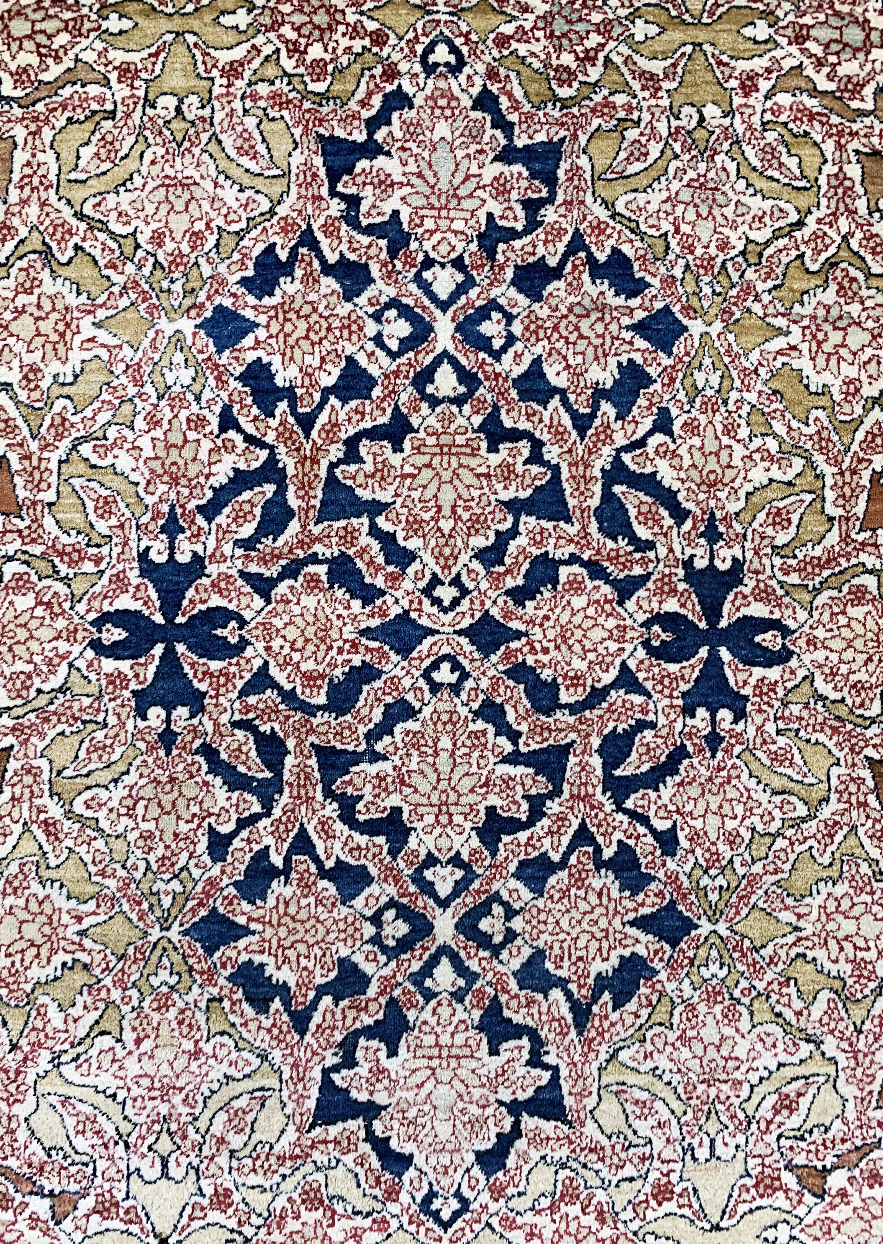 Detail c: Kerman antik, Persien, 19.Jhd, Wolle auf Baumwolle, ca. 200 x 140 cm, EHZ: 2(Oxidiert).