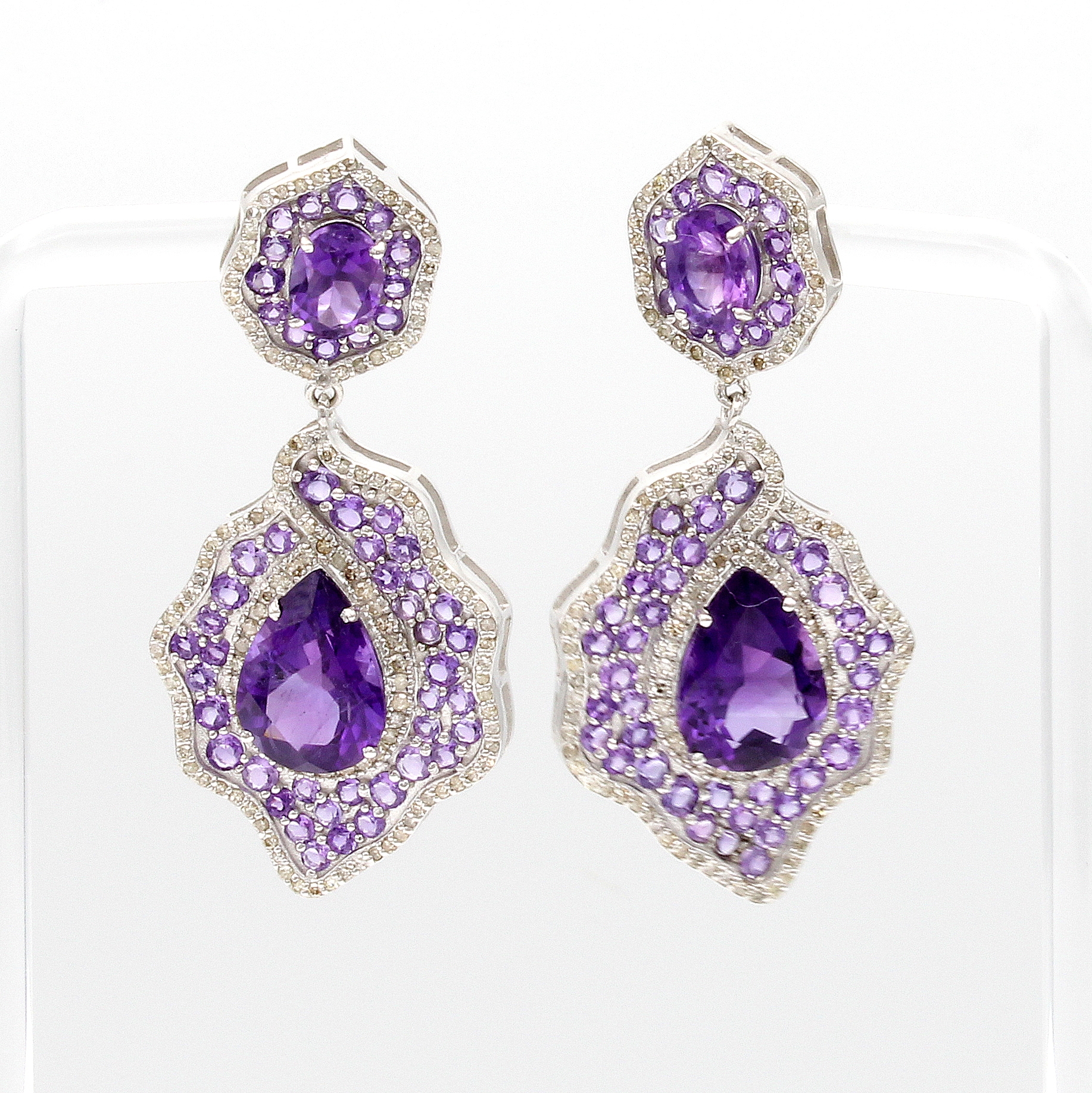 Image 27127306 - Paar Ohrringe mit Amethysten und Diamanten, 925er Silber, Amethyste in versch. ...