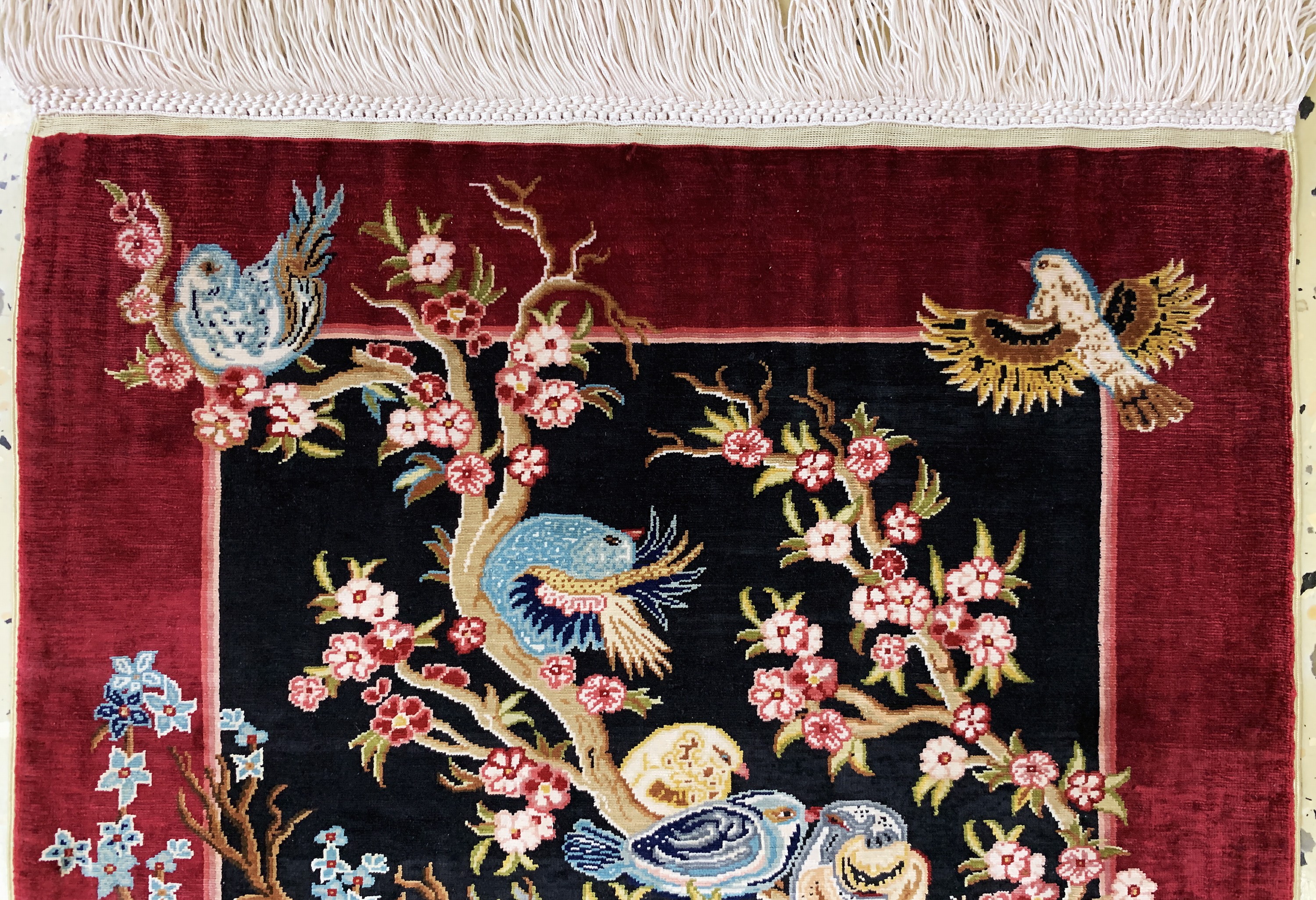 Detail a: Hereke Seide Sehr fein, Türkei, signiert"Özipek", Ende 20.Jhd, reine Naturseide, ca. 47 x 36 cm, ca. 1,4 Mio. Kn/qm, EHZ:(nahezu ...