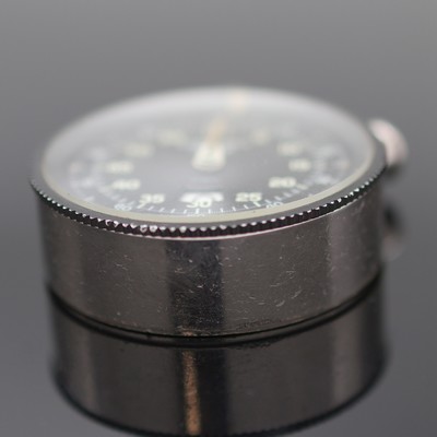 27127341c - HEUER Leonidas Monte-Carlo Bord-Stoppuhr ´Dashboard´, Schweiz 1960er Jahre, verchr. ...