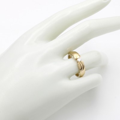 27127395a - Ring mit Brillant, GG 585/000, Brill. ca. 0.15 ct Weiß/si, Spannringoptik, RW ca. 56 ...