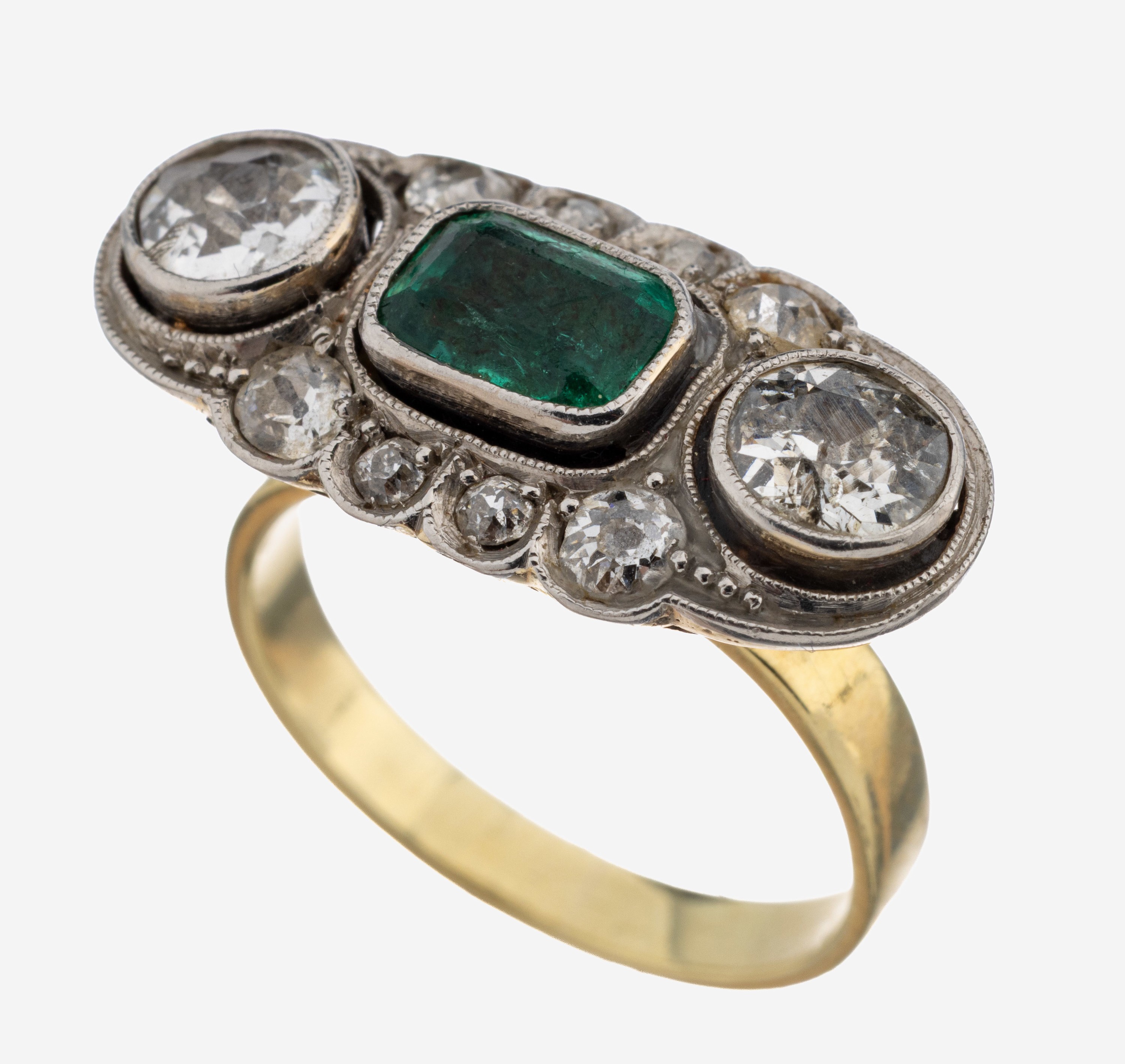 Image 27127447 - 14 kt Gold Smaragd-Diamant-Ring, GG/WG 585/000, Ringkopf um 1930, mittig facett. ...