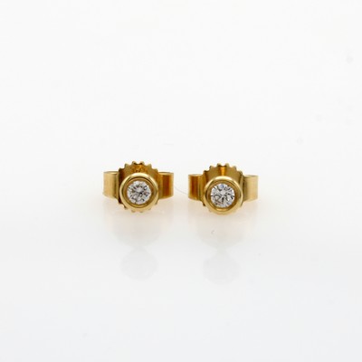 Image Paar Ohrstecker mit Brillanten, GG 375/000, z.T. rhod., 2 Brill. zus. ca. 0.10 ct ...