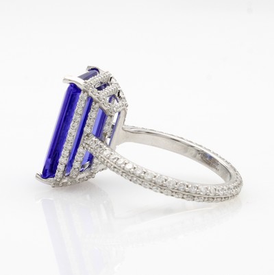 27127665a - Ring mit Tansanit und Brillanten, PT 950/000, achteck. Tansanit 7.91 ct, Ringschiene u. ...