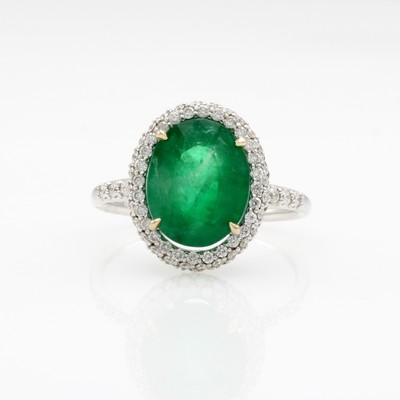 Image Ring mit Smaragd und Brillanten, WG 750/000,ovaler, fac. Smaragd ca. 4.20 ct, Brill. ...