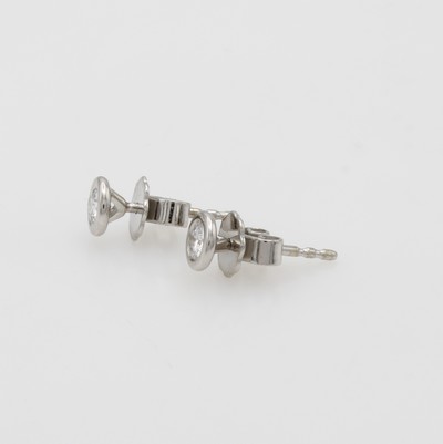 27127696a - Paar Ohrstecker mit Brillanten, WG 585/000, 2 Brill. zus. ca. 0.30 ct Weiß/si ...