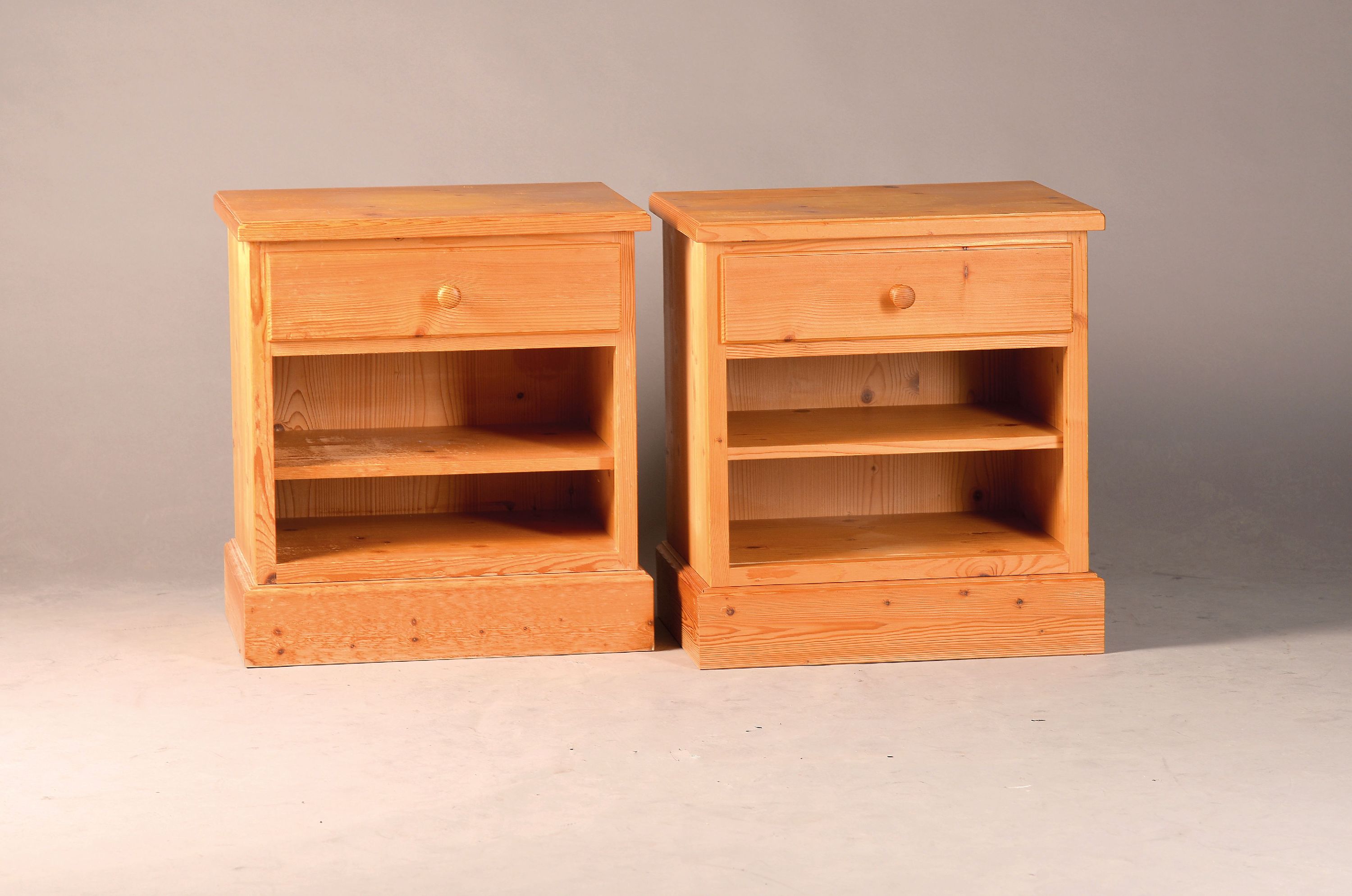 Image 27127774 - Pair of nightstands, 2nd H. 20th century, solid pine wood, with a drawer and free ...