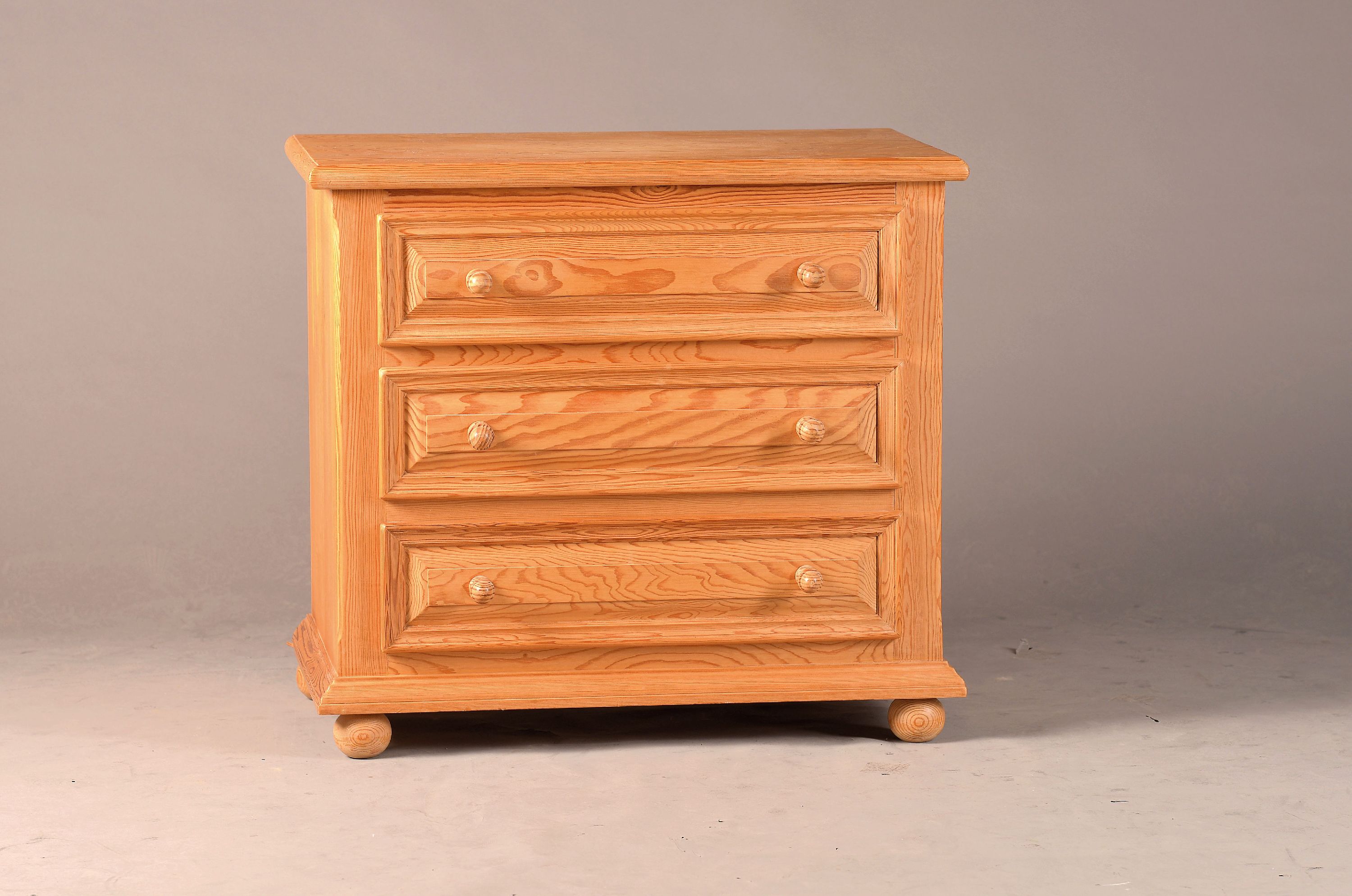 Image 27127780 - Kommode, im Barock-Stil, 2.H. 20.Jh., Weichholz massiv, 3 Schubladen, ca. 70x76x46 cm, ...