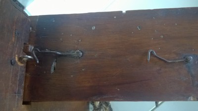 27127806e - Sog. Hackbrettuhr, Schwarzwald um 1850, bemaltes Schild in sog. Barockform, ...
