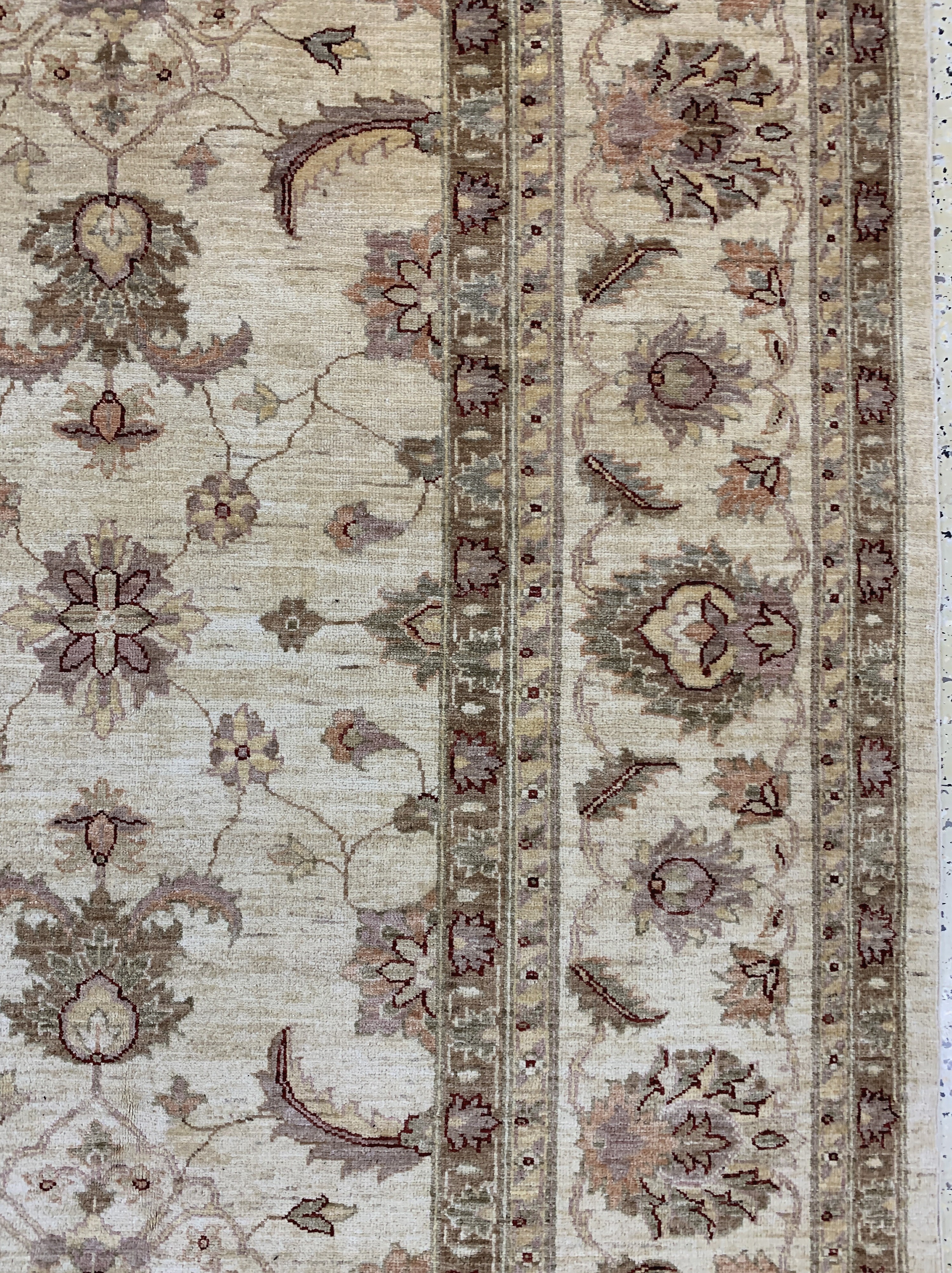 Detail e: Sigler, Pakistan, Ende 20.Jhd, Wolle auf Baumwolle, ca. 356 x 274 cm, EHZ: 1-2