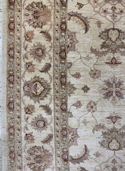 27128283c - Sigler, Pakistan, Ende 20.Jhd, Wolle auf Baumwolle, ca. 356 x 274 cm, EHZ: 1-2 ...
