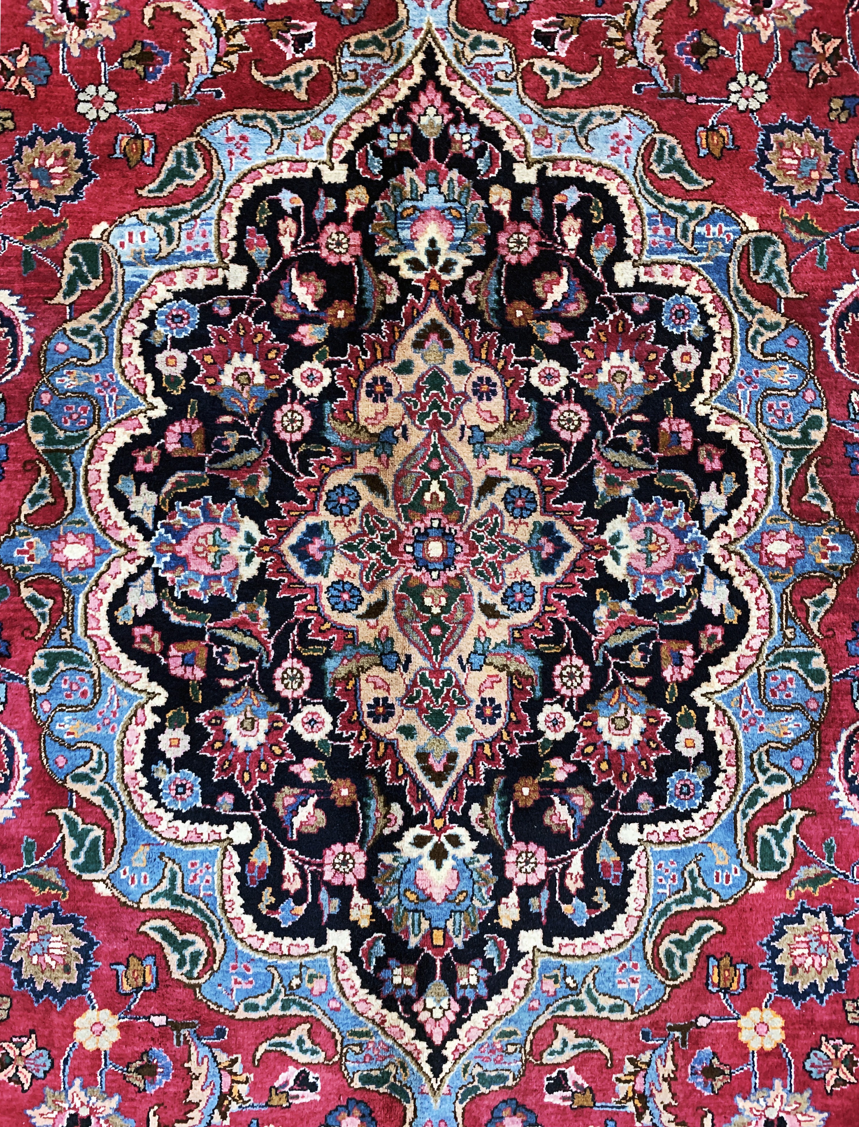 Detail d: Mesched signiert, Persien, Mitte 20.Jhd, Wolle auf Baumwolle, ca. 395 x 295 cm, EHZ: 1-2