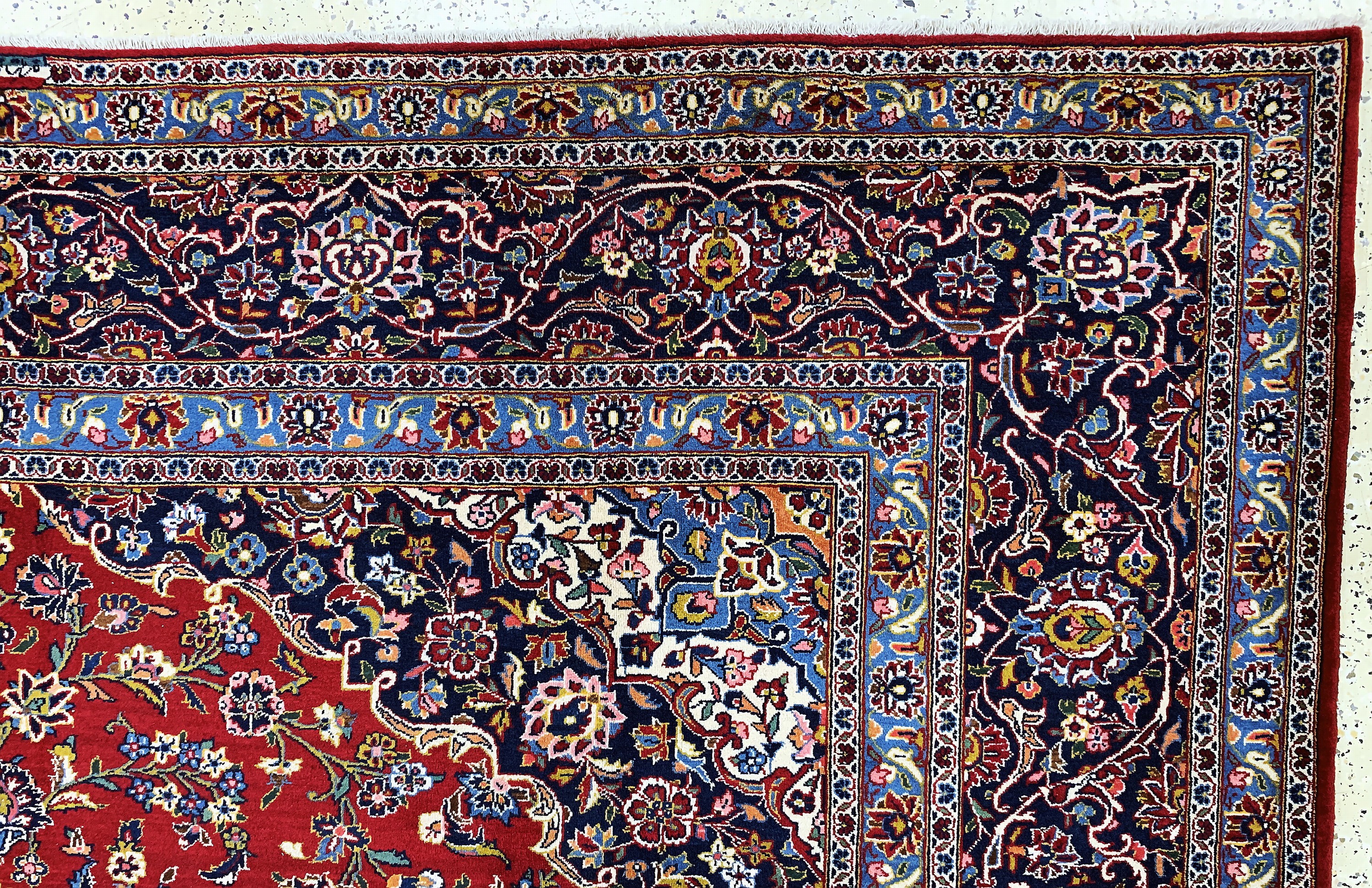 Detail f: Keschan Persien, signiert"Ghoutb", Mitte 20.Jhd, Wolle auf Baumwolle, ca. 400 x 303 cm,EHZ: 1-2