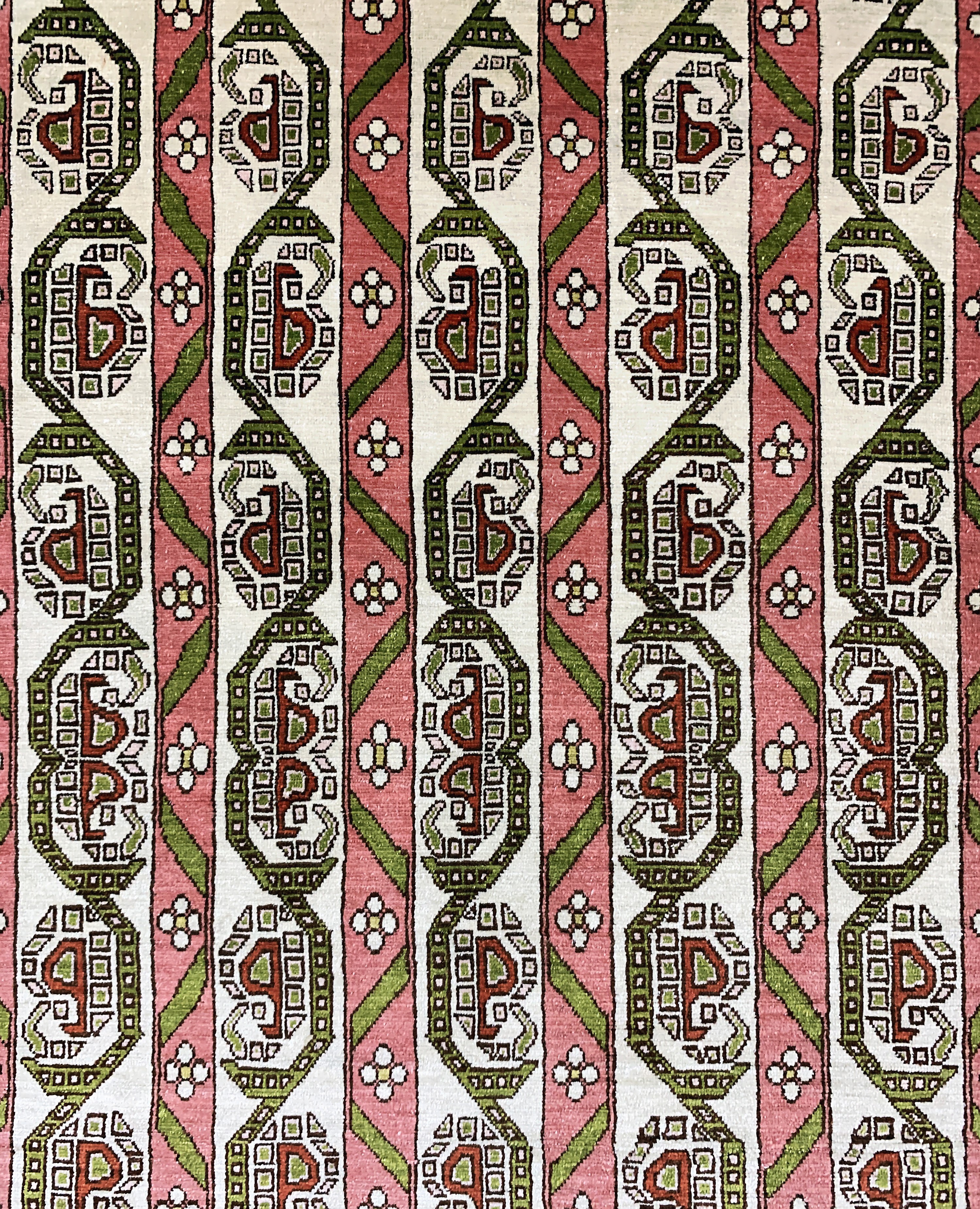 Detail d: Hereke Seide fein signiert, Türkei, Mitte 20.Jhd, reine Naturseide, ca. 94 x 63 cm, EHZ:(nahezu neuwertig).