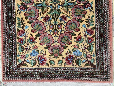 27128416f - 2 Lots Ghom Seide, Persien, Ende 20.Jhd, reine Naturseide, ca. 86 x 59 cm, EHZ: 1-2 ...