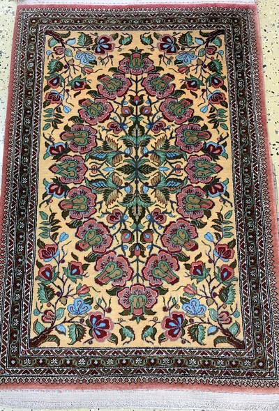 27128416g - 2 Lots Ghom Seide, Persien, Ende 20.Jhd, reine Naturseide, ca. 86 x 59 cm, EHZ: 1-2 ...