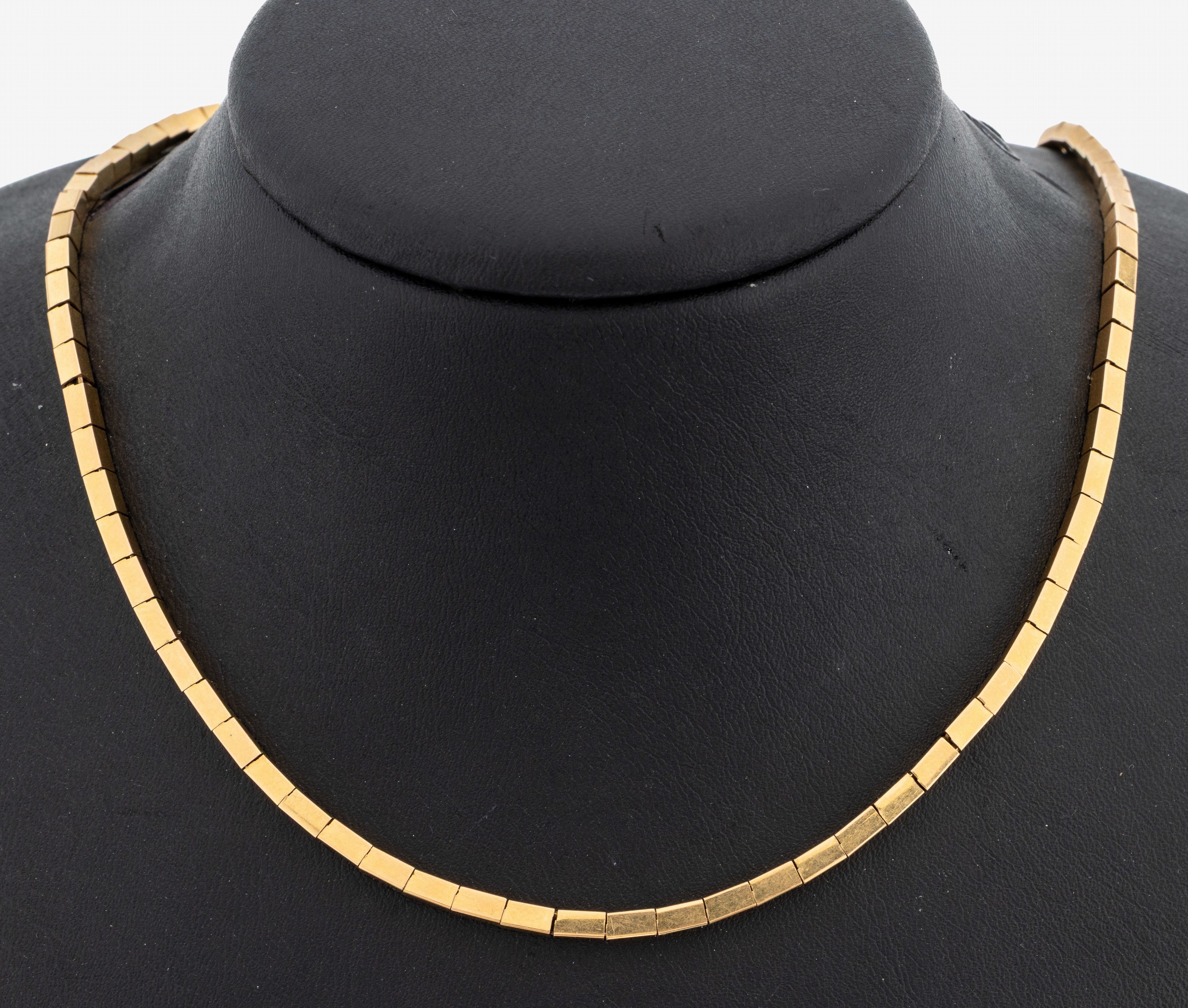 Image 27128606 - 18 kt Gold Collier, GG 750/000, Quader auf Draht aufgezogen, L. ca. 45.5 cm, ...