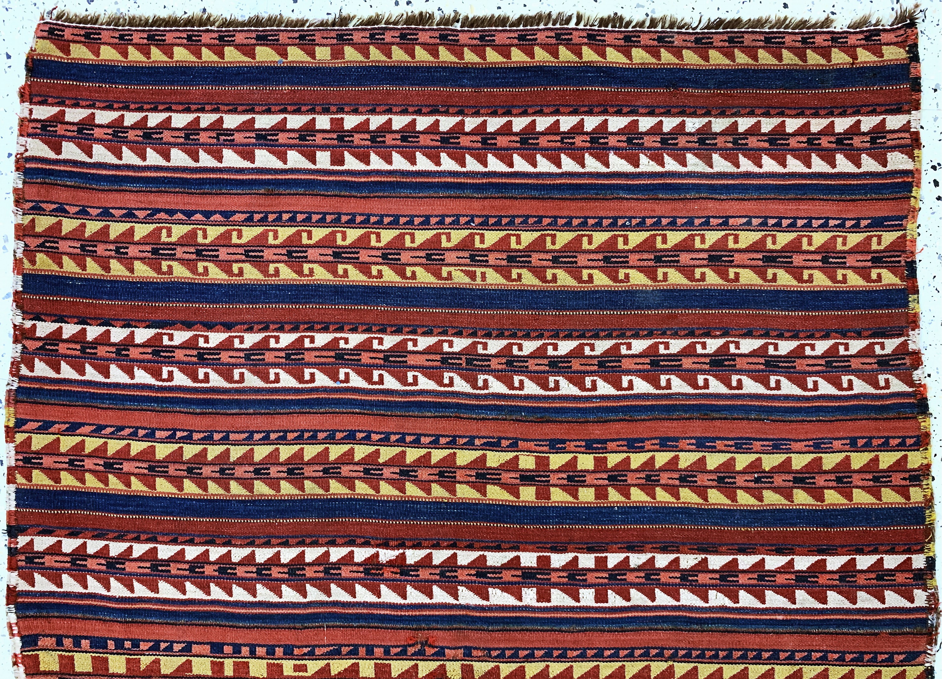 Detail a: Nomadendecke"Jajim", Persien, Anfang 20.Jhd, Wolle auf Wolle, ca. 260 x 114 cm, EHZ: 2(mehrere Bahnen)