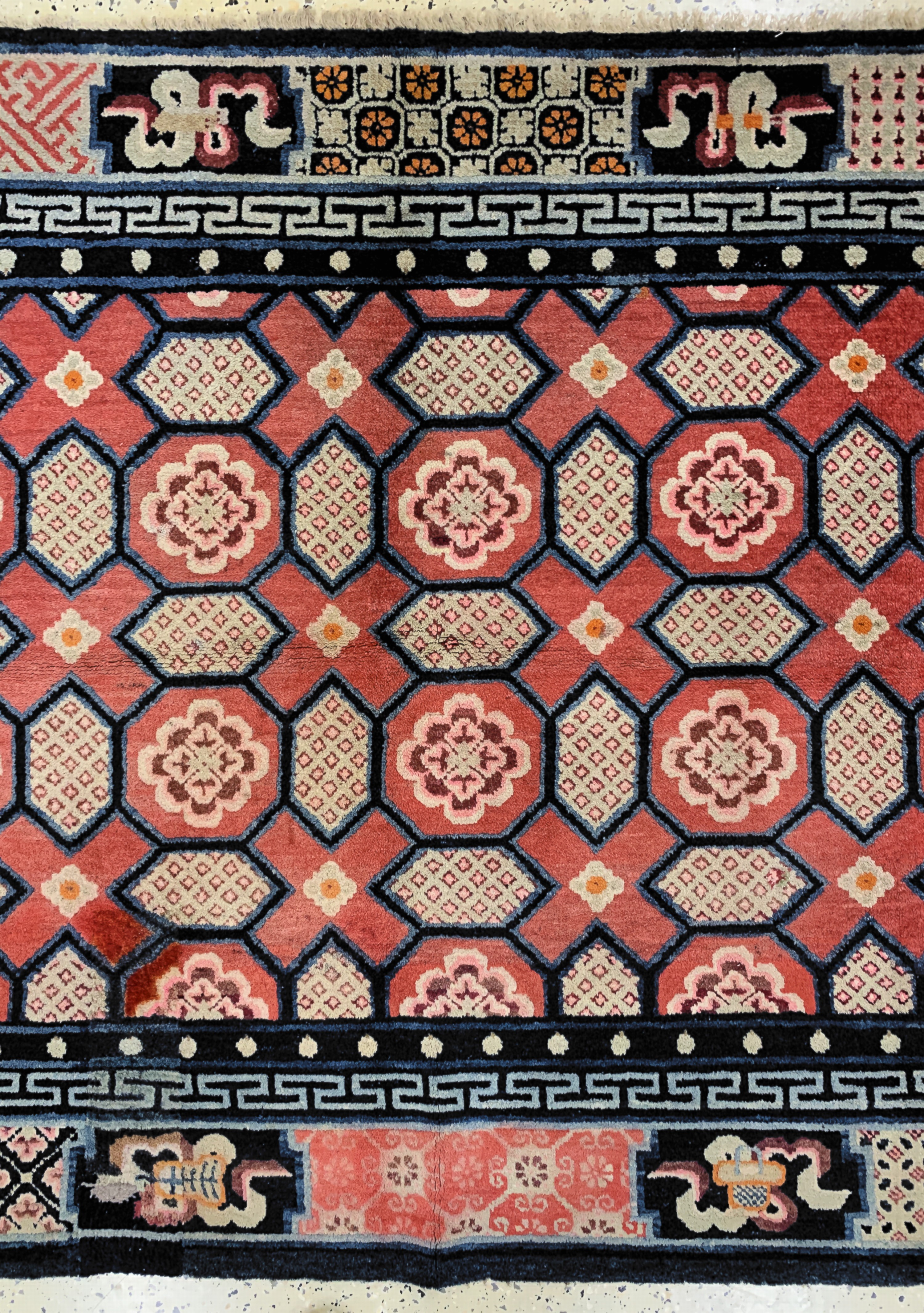 Detail b: Pao Tow antik, China, um 1900, Wolle auf Baumwolle, ca. 206 x 135 cm, EHZ: 2(restauriert)