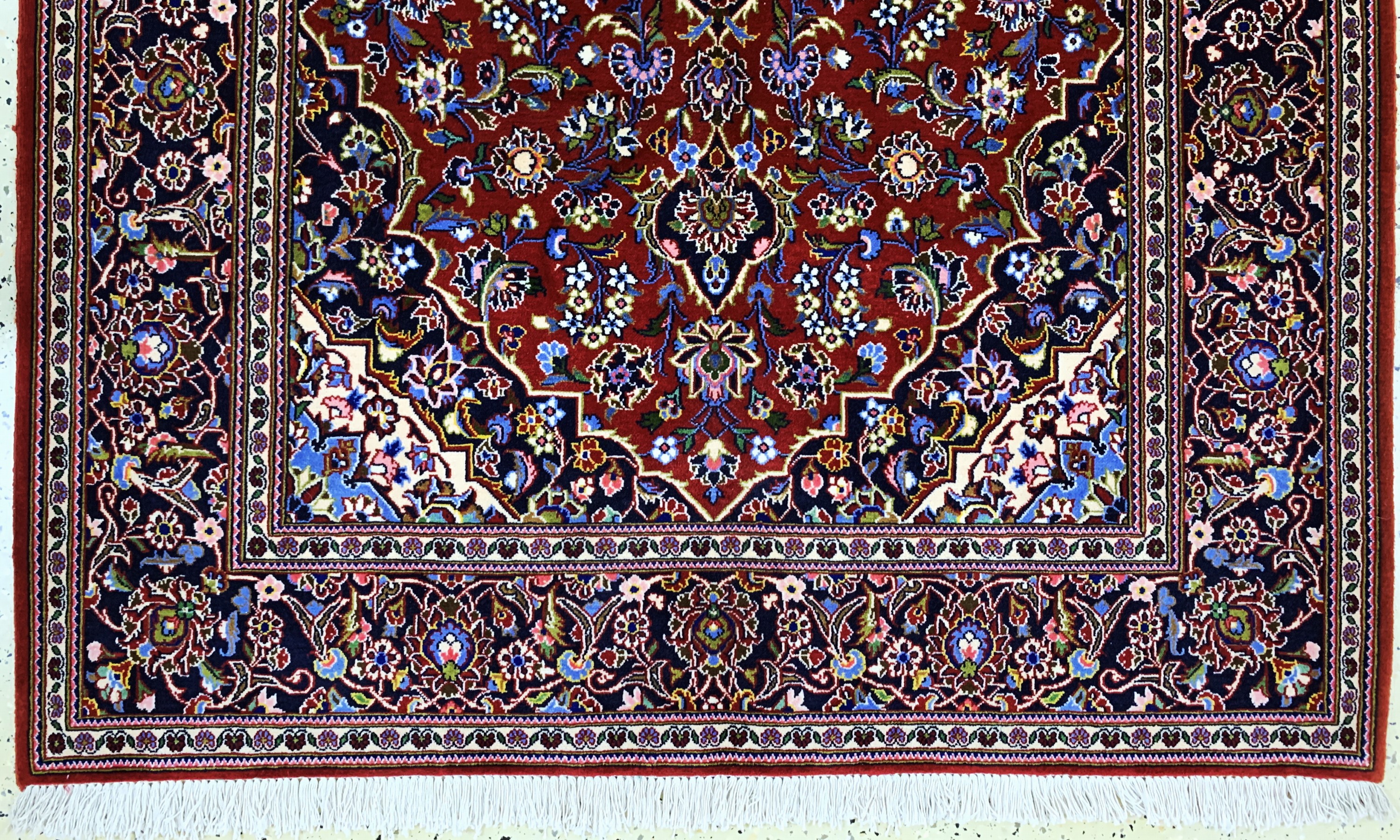 Detail c: Keschan Kork, Persien, Ende 20.Jhd, Korkwolle auf Baumwolle, ca. 213 x 140 cm, EHZ:(nahezu neuwertig)