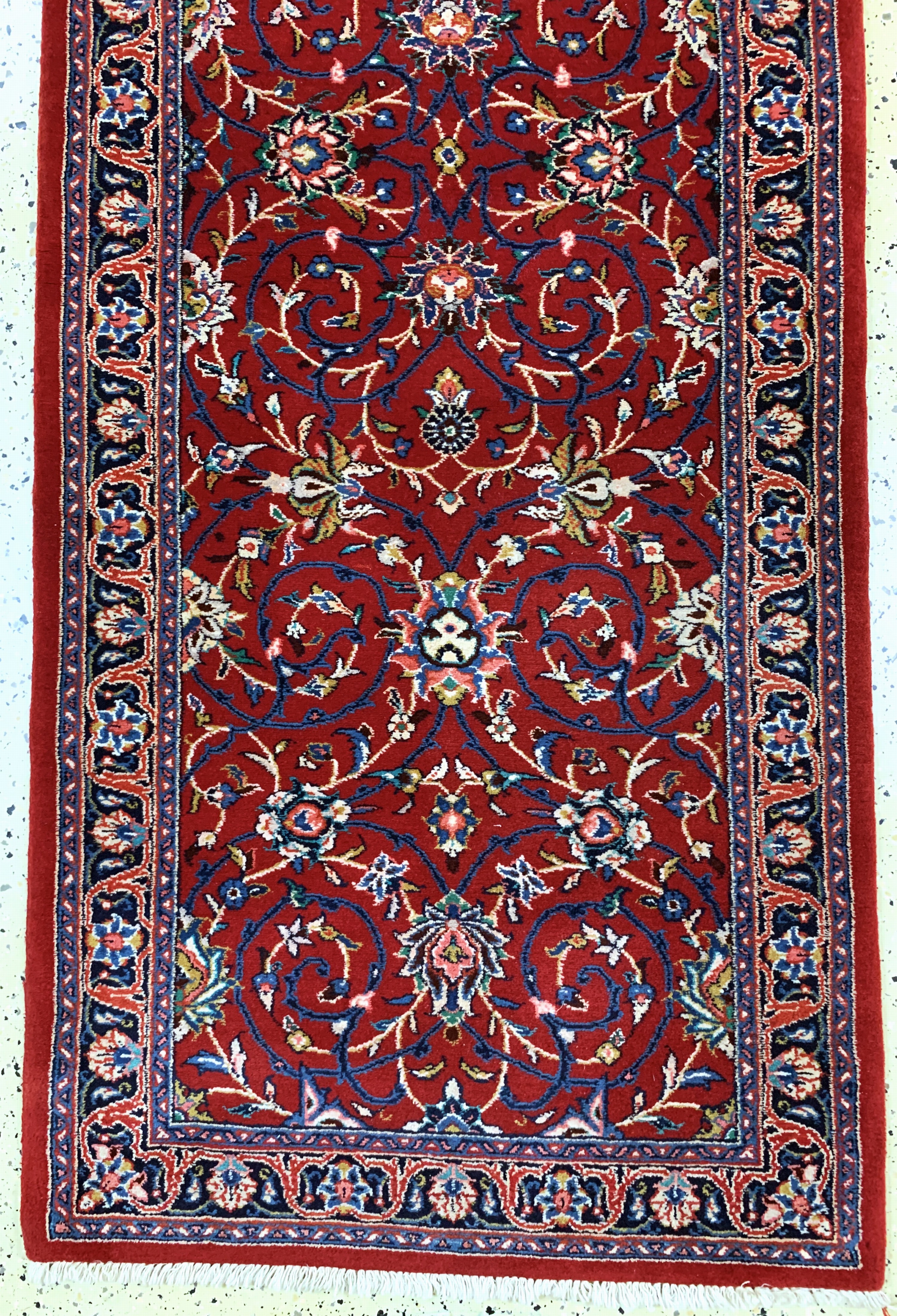 Detail e: Sarogh, Persien, Ende 20.Jhd, Wolle auf Baumwolle, ca. 435 x 85 cm, EHZ: 1-2