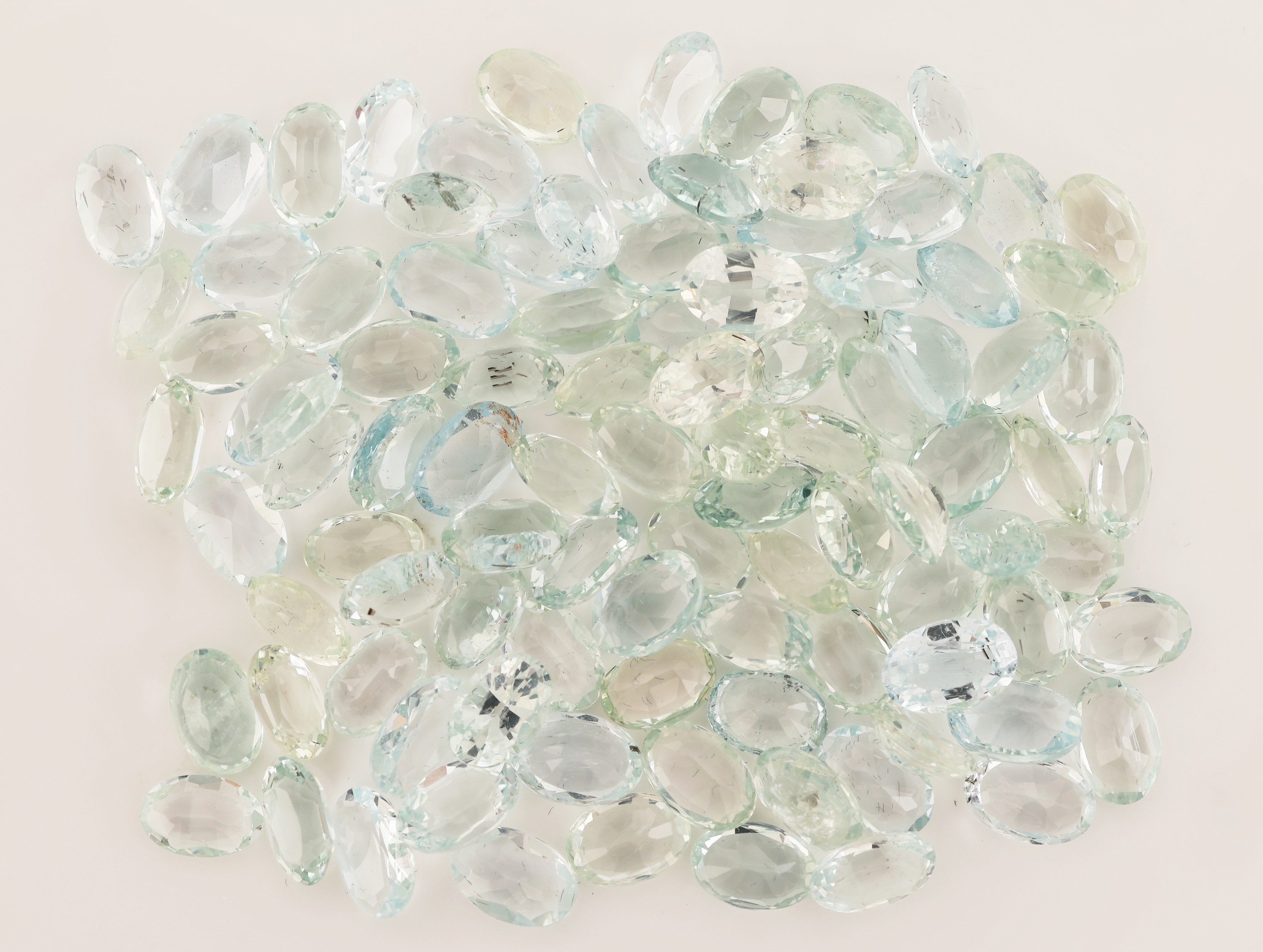 Image 27128671 - Lot lose Aquamarine zus. ca. 36.70 ct, ovalfacett., versch. Größen und Farbnuancen