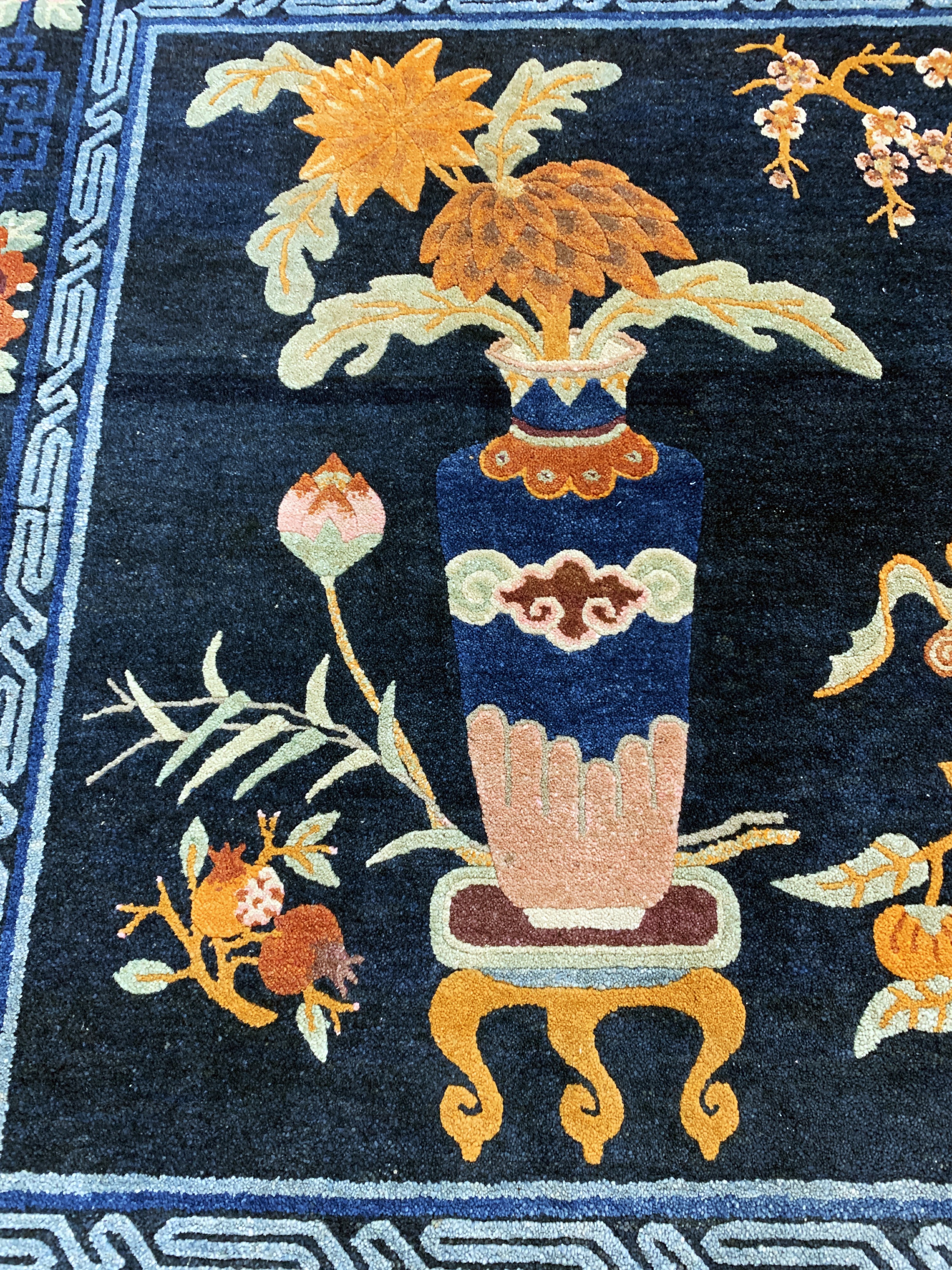Detail d: Pao Tow antik, China, um 1900, Wolle auf Baumwolle, ca. 211 x 137 cm, EHZ: 1-2