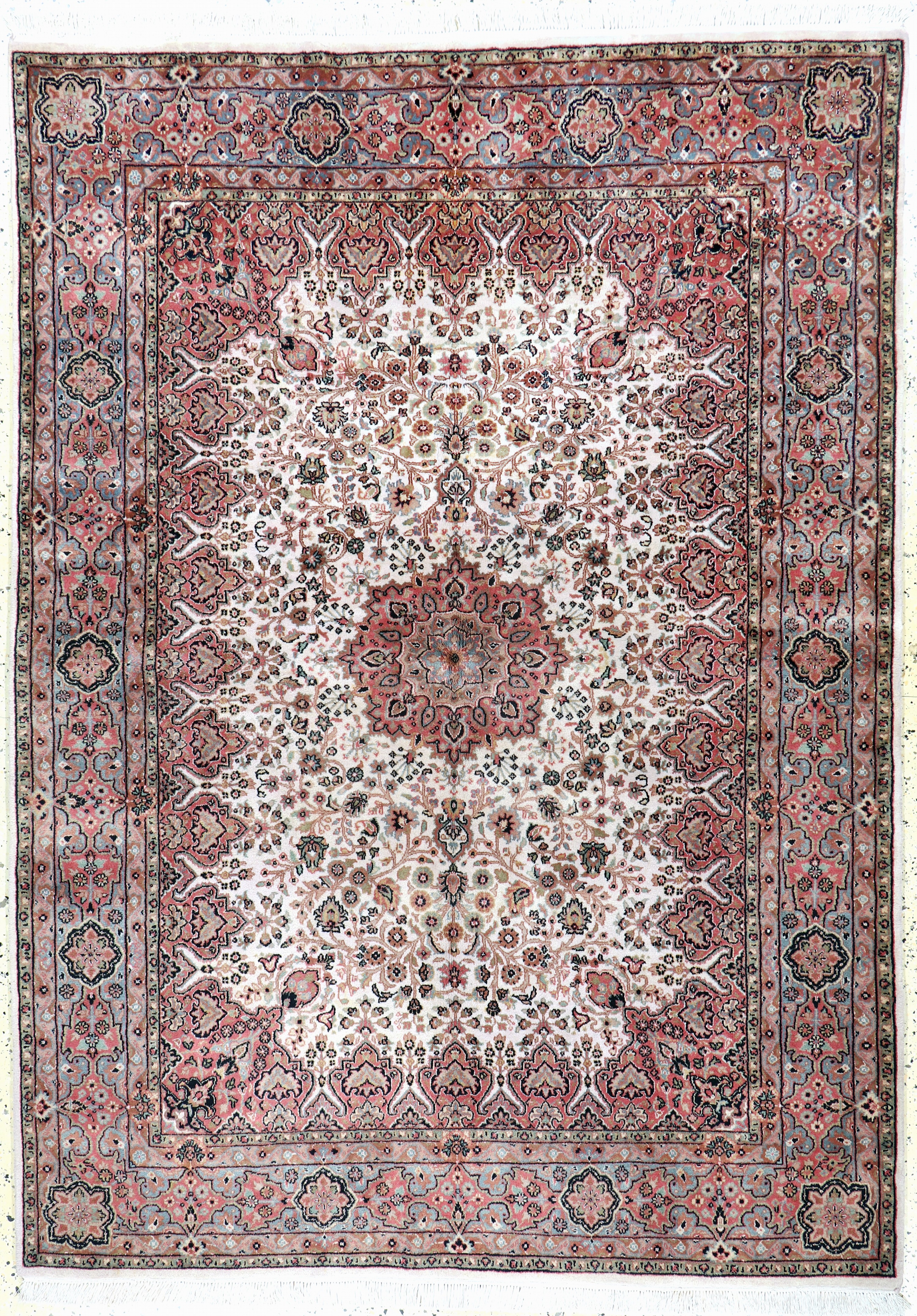 Image 27128694 - Sarogh Kork fein, Indien, Ende 20.Jhd, Korkwolle auf Baumwolle, ca. 237 x 172 cm, EHZ: ...