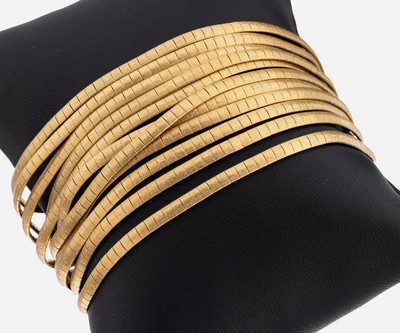 27128603a - 18 kt Gold Rubin-Armband, 1960er Jahre, GG 750/000, qualitätvolle Verarbeitung, ...