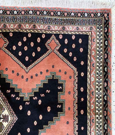 27128633d - Sirdjan, Persien, Ende 20.Jhd, Wolle auf Baumwolle, ca. 226 x 155 cm, EHZ:(nahezu ...
