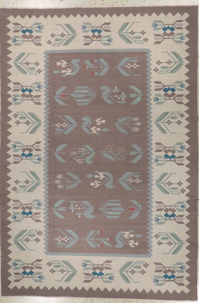 Image Balkan Kilim, Eastern Europe, late 20th century, wool on cotton, approx. 270 x 180 ...