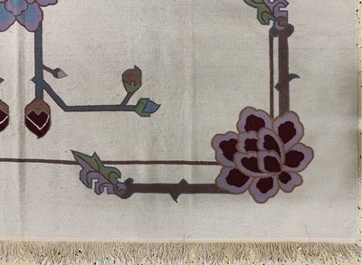 27128637a - Balkan Kelim, Osteuropa, Ende 20.Jhd, Wolleauf Baumwolle, ca. 312 x 250 cm, EHZ: 1-2 ...
