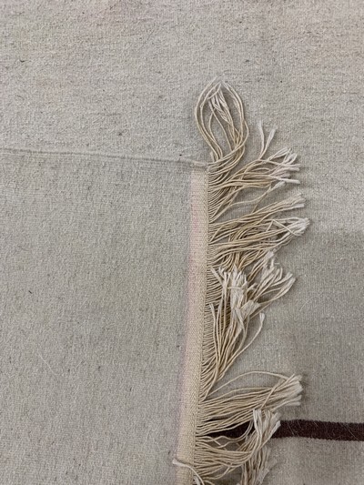 27128637i - Balkan Kelim, Osteuropa, Ende 20.Jhd, Wolleauf Baumwolle, ca. 312 x 250 cm, EHZ: 1-2 ...