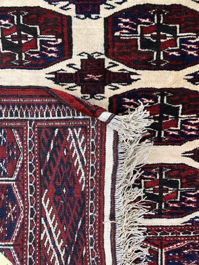 27128639d - 2 Lots Turkmenen, Turkmenistan, Mitte 20.Jhd, Wolle auf Wolle, ca. 195 x 141 cm & ca. ...