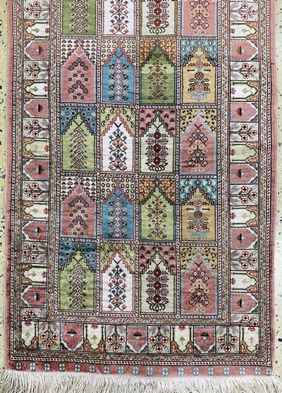 27128643c - Seiden Kayseri, Türkei, Mitte 20.Jhd, reineNaturseide, ca. 165 x 62 cm, EHZ: 1-2 ...