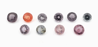 Image Lot 10 loose spinel, total approx. 14.27 ct, round bevelled in different sizes and ...