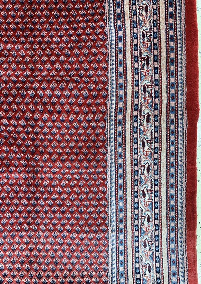 27128674e - Saruk Mir, Persia, mid-20th century, wool on cotton, approx. 450 x 319 cm, slightly faded ...