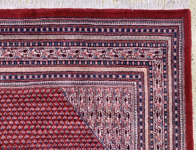 27128674f - Saruk Mir, Persia, mid-20th century, wool on cotton, approx. 450 x 319 cm, slightly faded ...