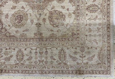 27128676a - Sigler, Pakistan, Ende 20.Jhd, Wolle auf Baumwolle, ca. 354 x 245 cm, EHZ: 2 ...