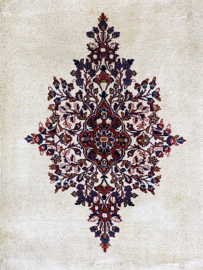 27128681d - Sarogh, Persien, Mitte 20.Jhd, Wolle auf Baumwolle, ca. 317 x 218 cm, EHZ: 2(flecken). ...