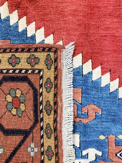 27128683i - Kars, Türkei, Ende 20.Jhd, Wolle auf Wolle,ca. 335 x 243 cm, EHZ: 1-2 Schätzpreis: ...